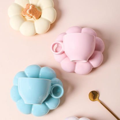Designkopp med blomfat